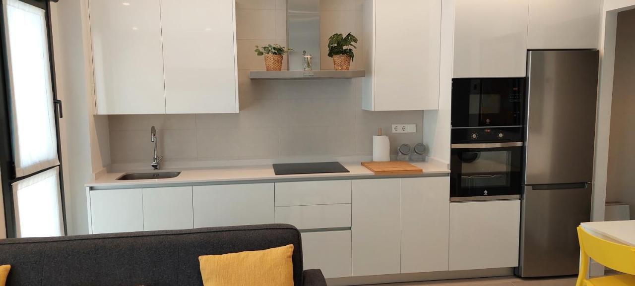 Apartamento Dindurra Centro Playa - Posibilidad Parking Gratuito Gijón Exterior foto